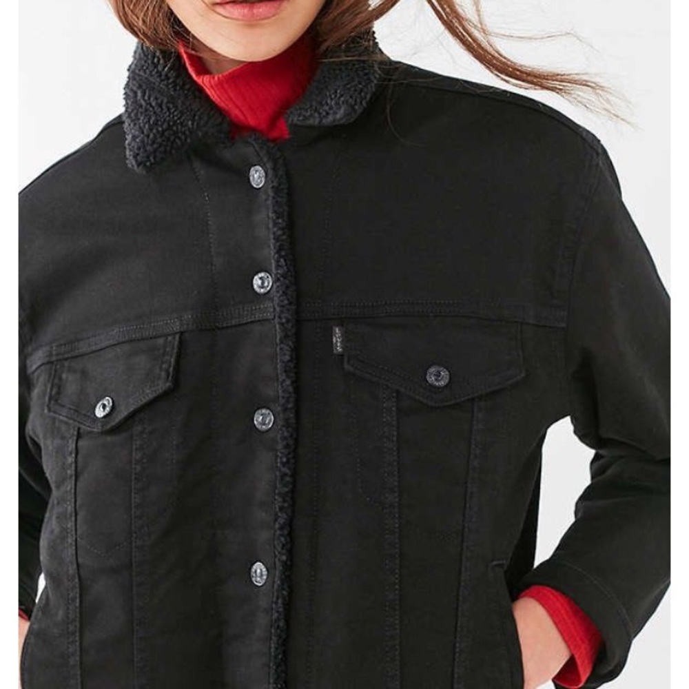 Levi’s ex bad small black denim Sherpa